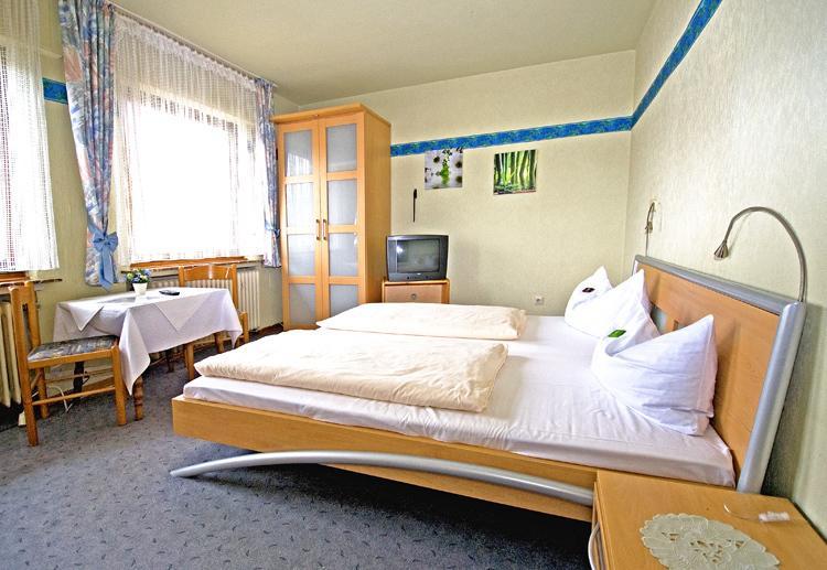 Pension "Dorfkrug" Winterberg Bilik gambar