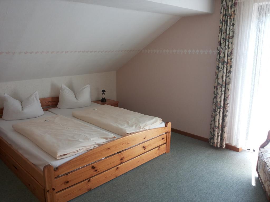 Pension "Dorfkrug" Winterberg Bilik gambar