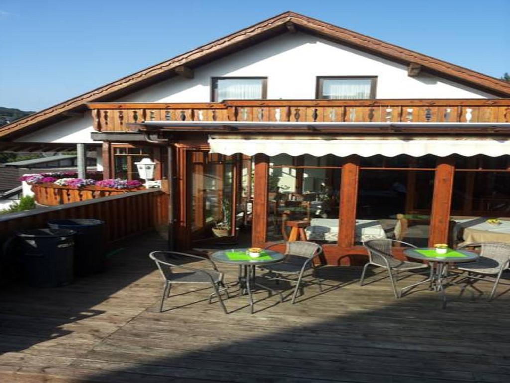 Pension "Dorfkrug" Winterberg Luaran gambar