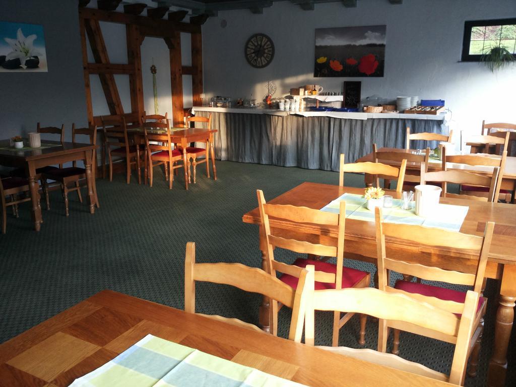 Pension "Dorfkrug" Winterberg Luaran gambar