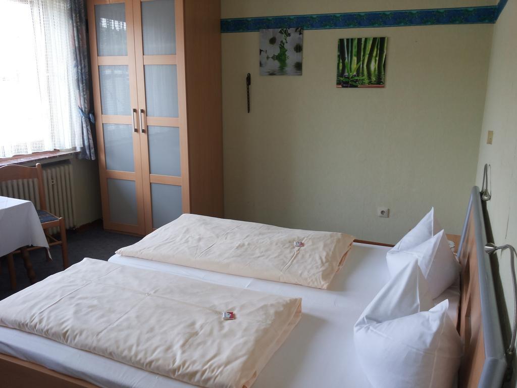Pension "Dorfkrug" Winterberg Bilik gambar