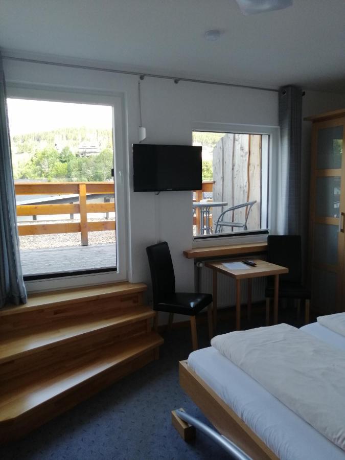 Pension "Dorfkrug" Winterberg Luaran gambar